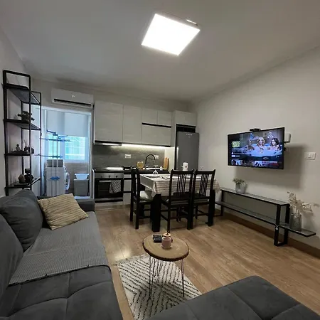 As Bllok Apartment *