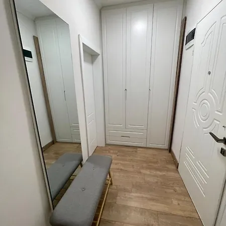 Apartment As Bllok